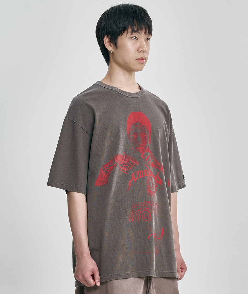 Pseudo Knight Tee DARK BROWN