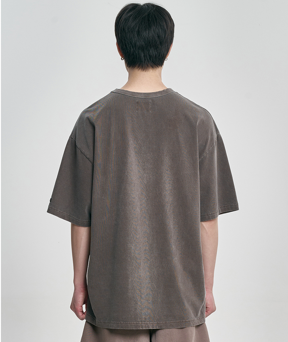 Pseudo Knight Tee DARK BROWN