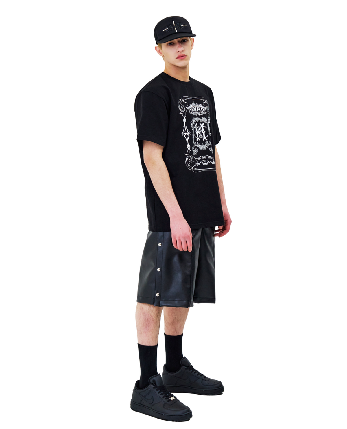 Nouveau Snap Bermuda Pants BLACK