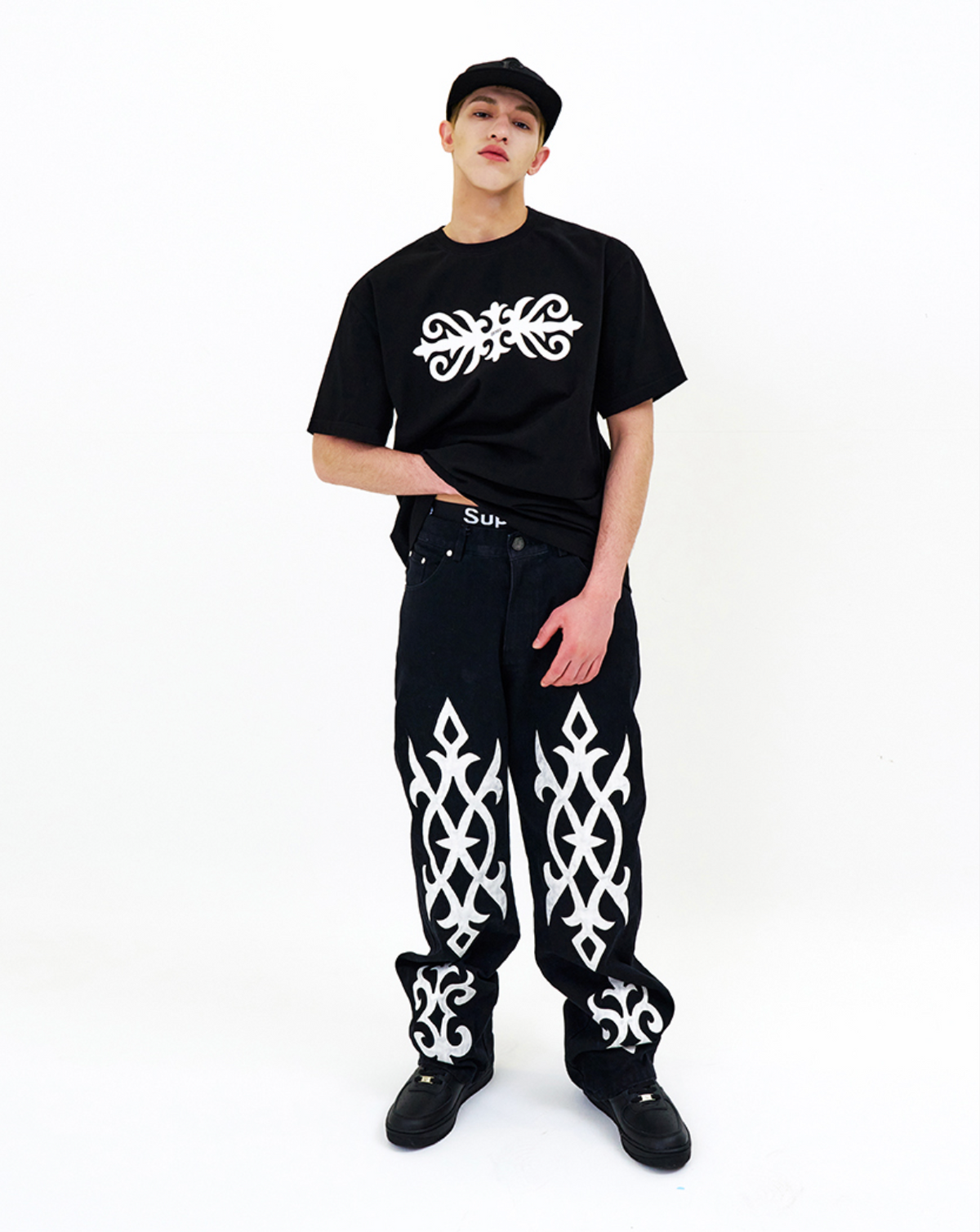Dark Tribal Party Denim BLK/WHT