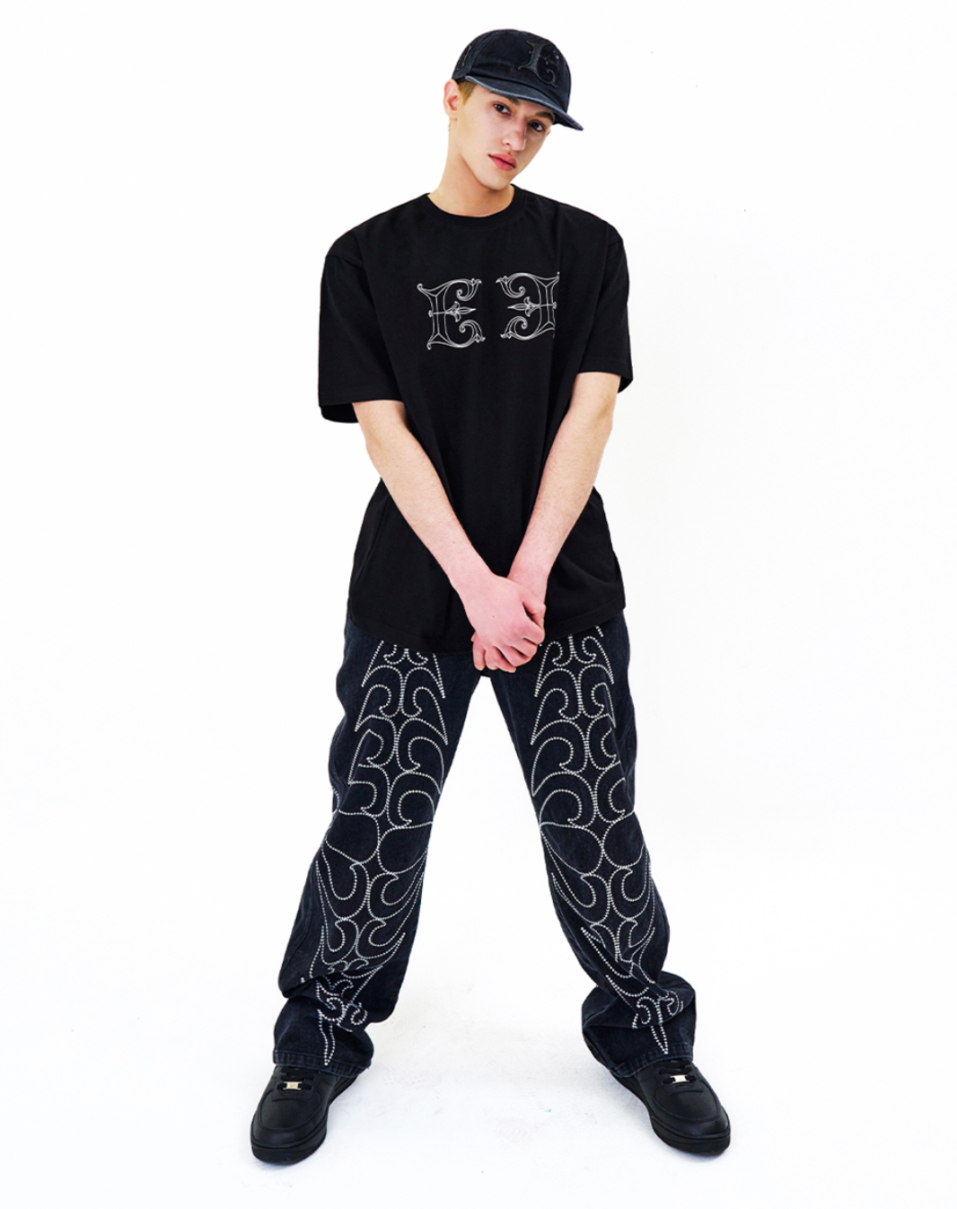 Tribal Spear Denim Pants BLACK