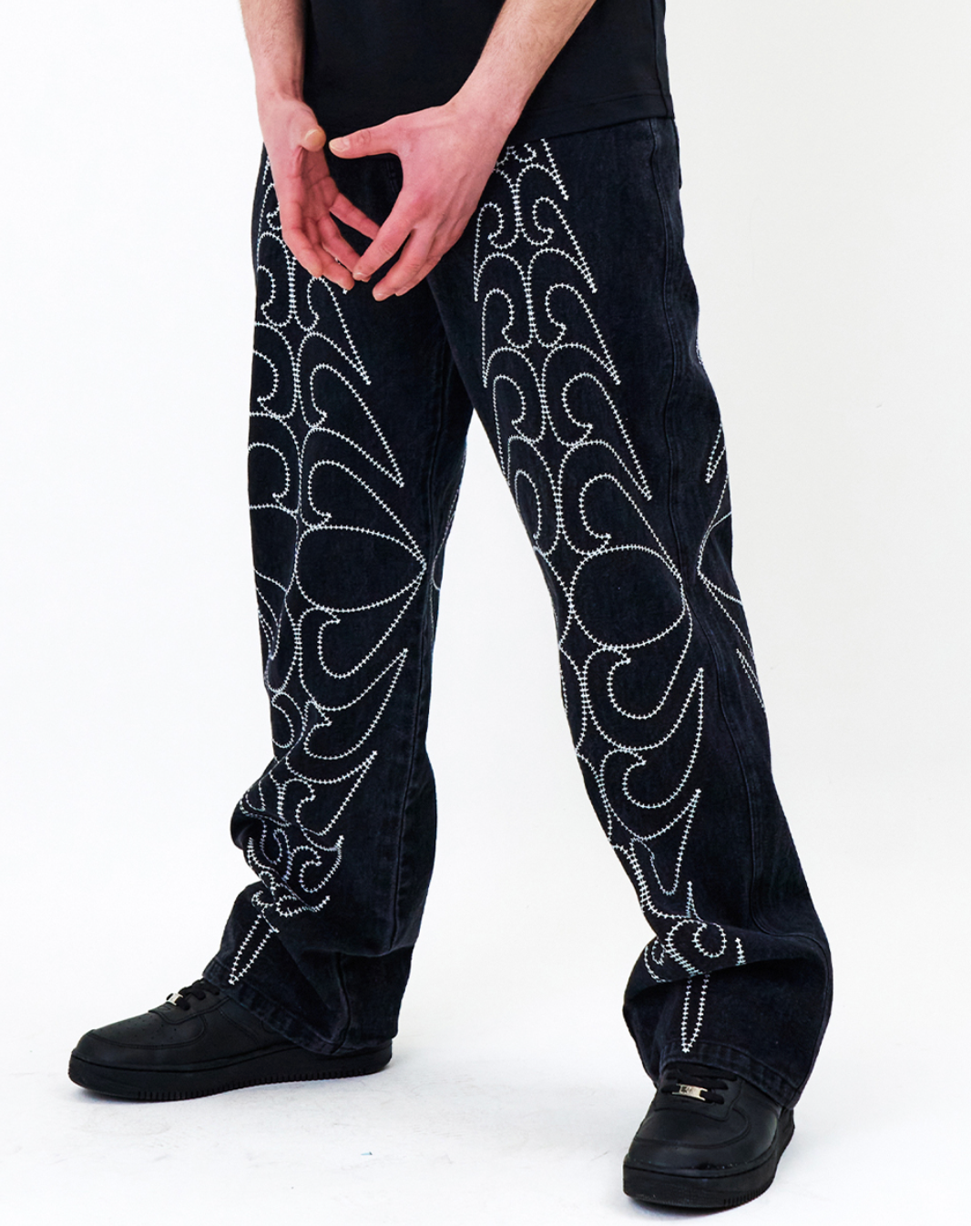 Tribal Spear Denim Pants BLACK
