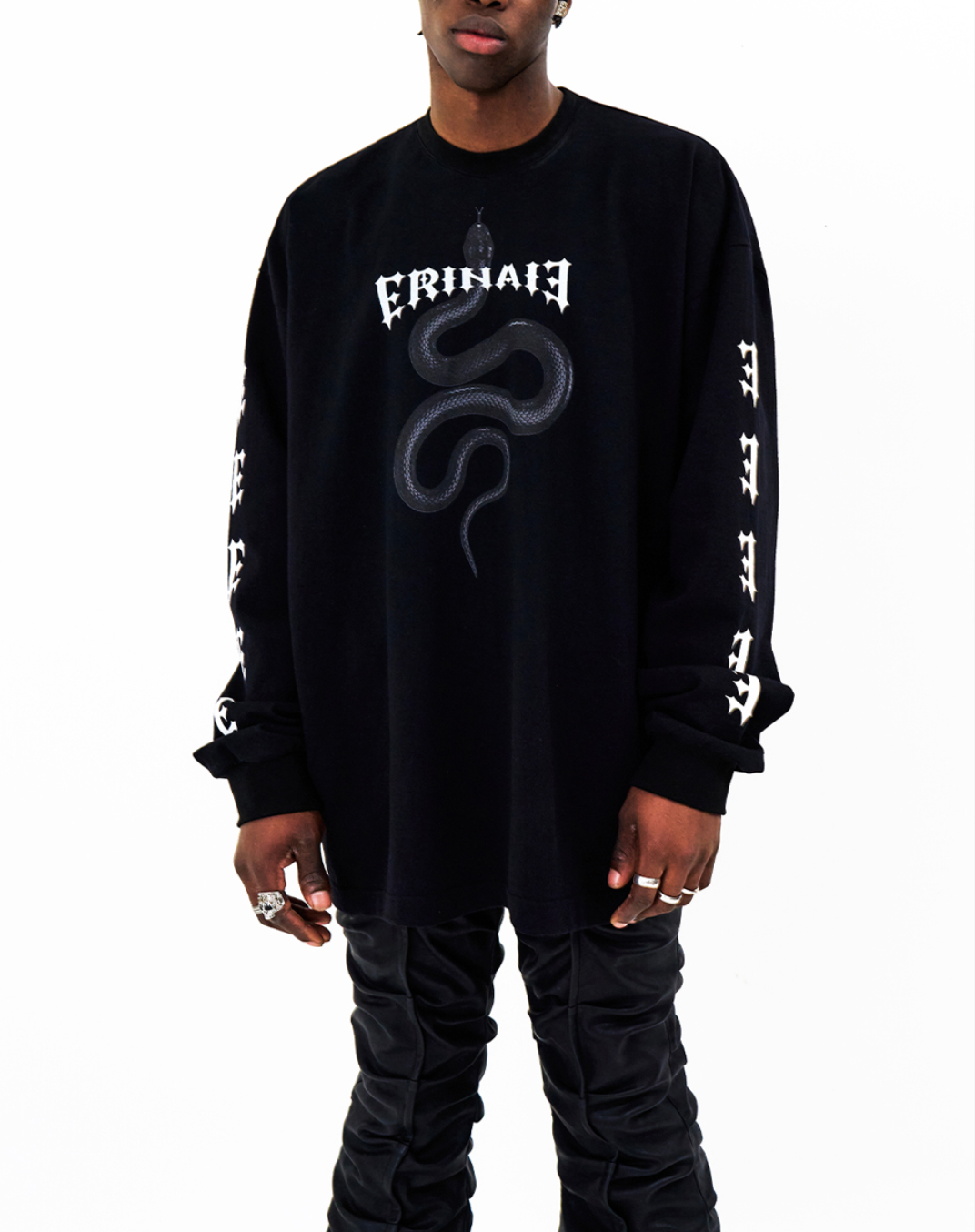 Mamba Logo Long Sleeve Tee BLACK