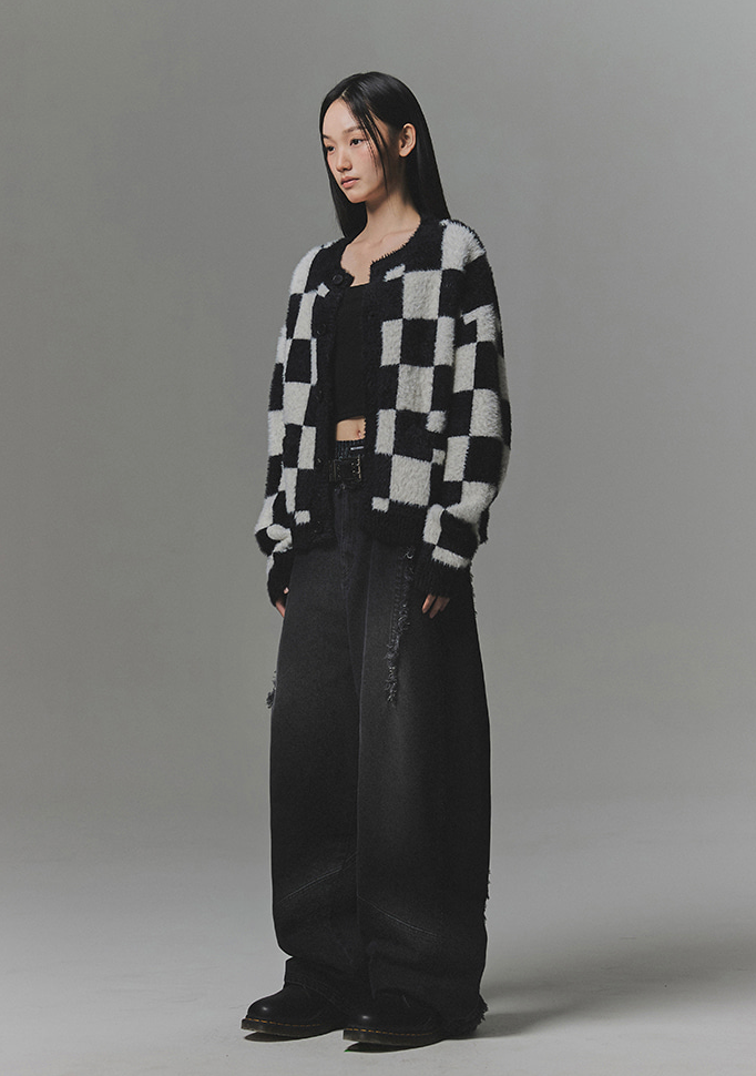 Multi Cut Off Curved Denim Pants BLACK