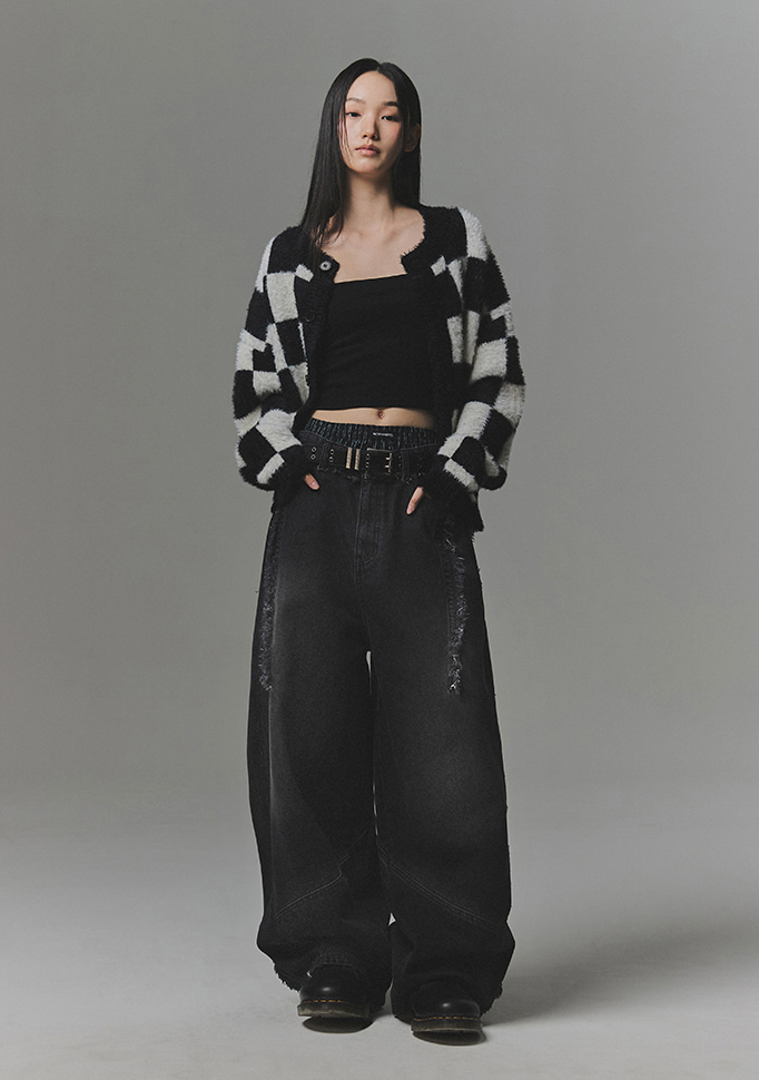 Multi Cut Off Curved Denim Pants BLACK