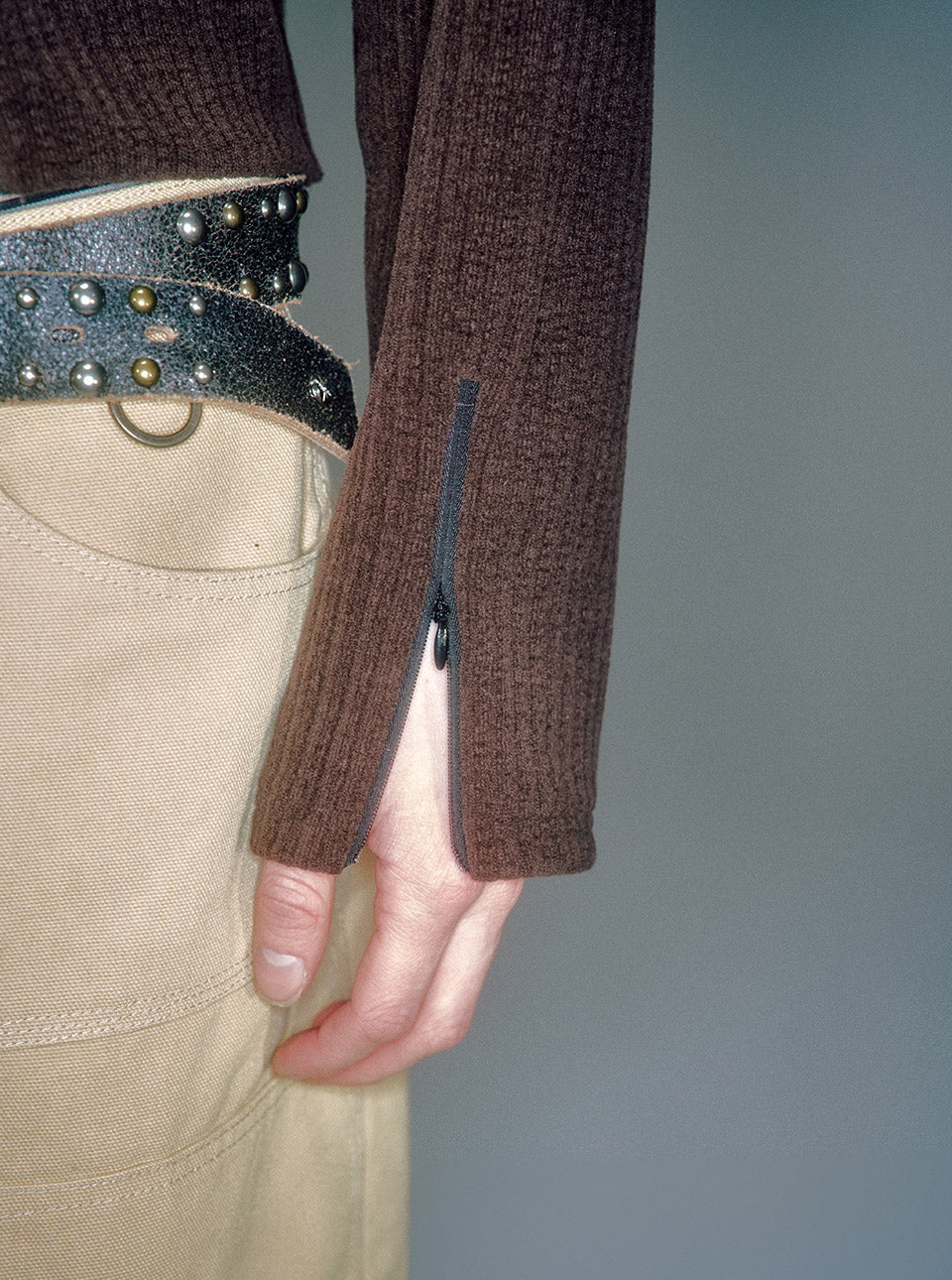 Moro Ribbed Hood Zip-Up BROWN