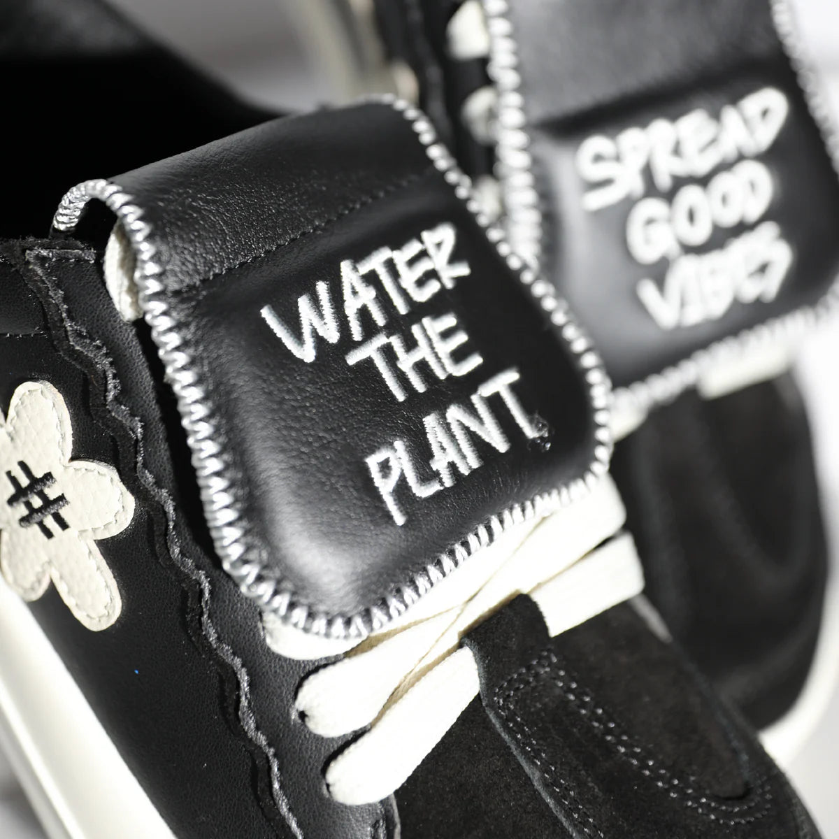 "Ghost" VIntage KIcks BLACK