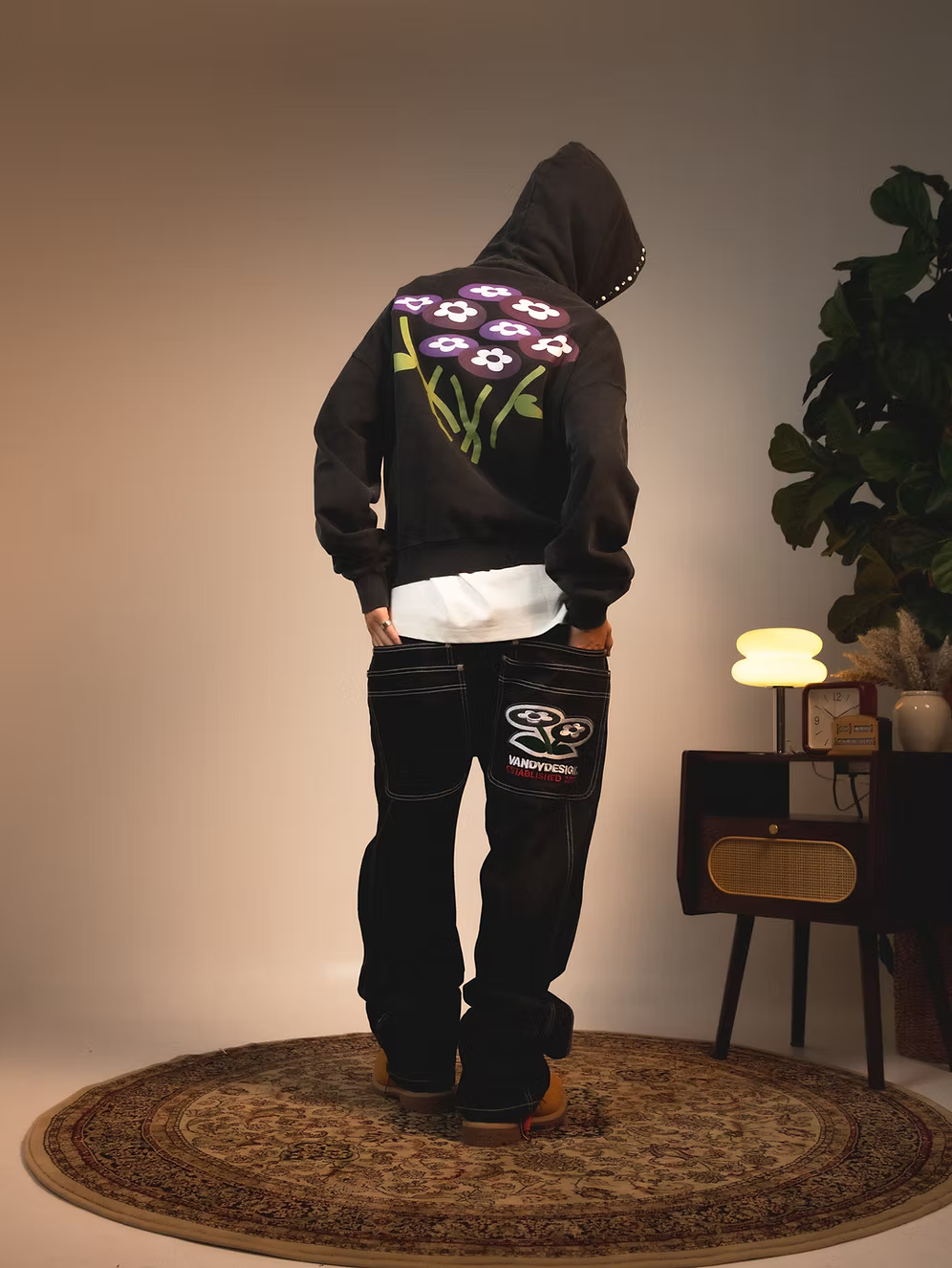 Two Flower Studded Hoodie WASHED BLACK