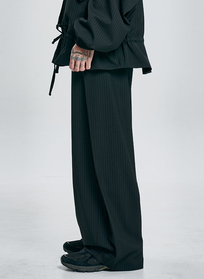 One Tuck Oversized Stripe Trousers BLACK