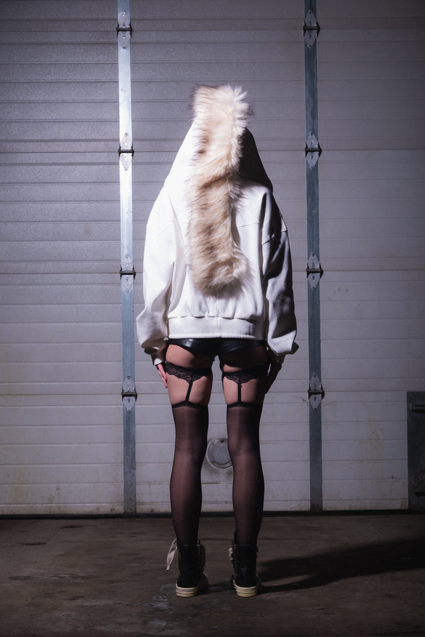 Molar Fur Zip-UP WHITE