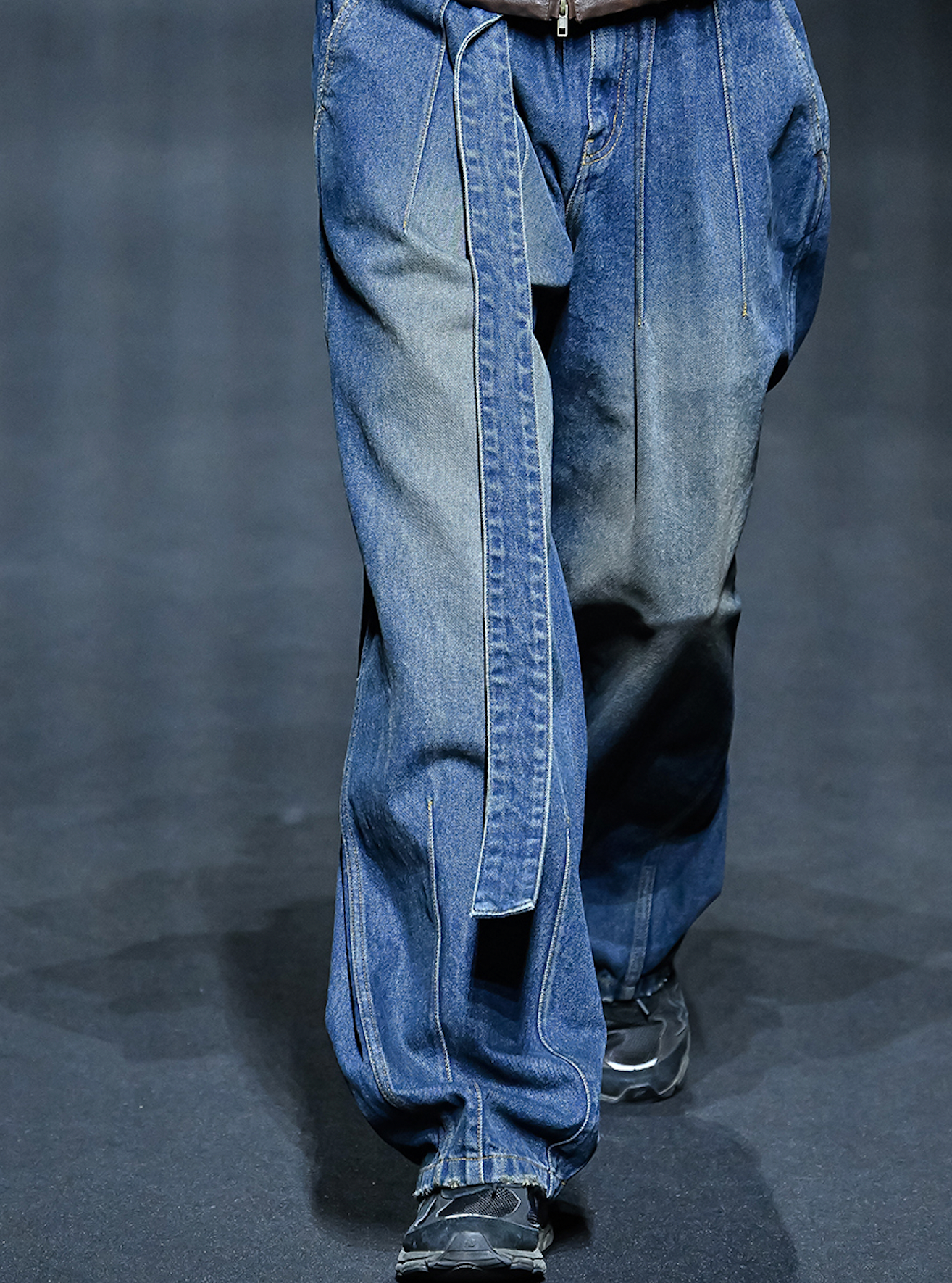 Oversized Washed Denim Pants NAVY