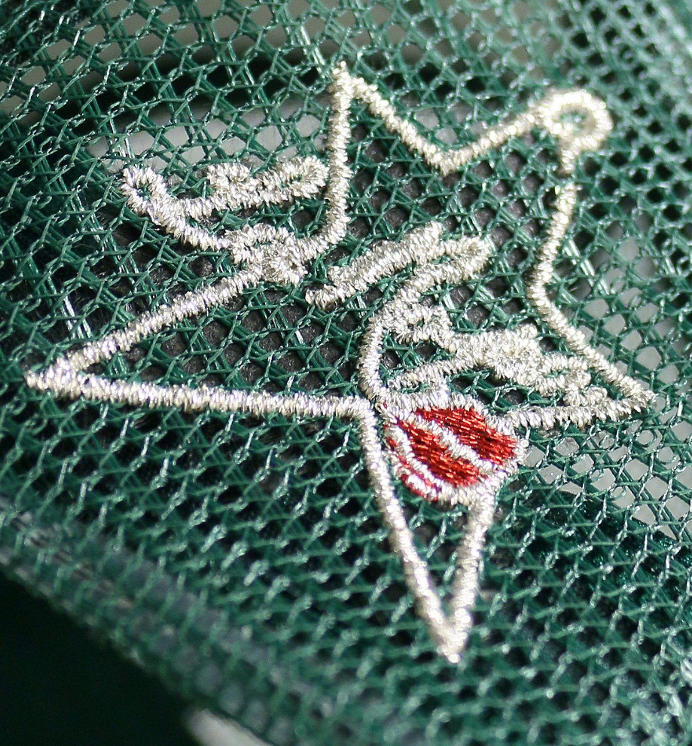 NY is Kissing Me Trucker Hat GREEN