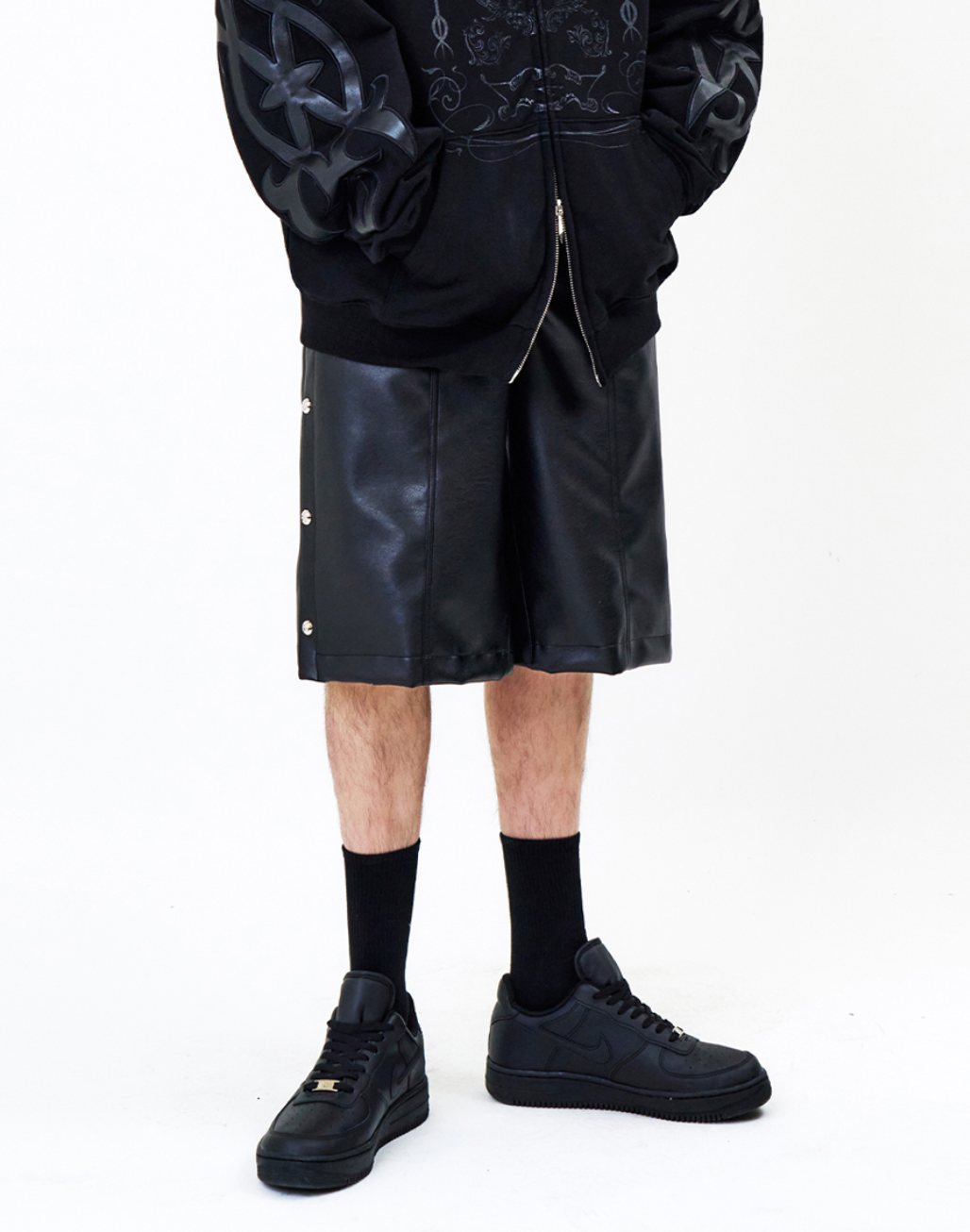Nouveau Snap Bermuda Pants BLACK