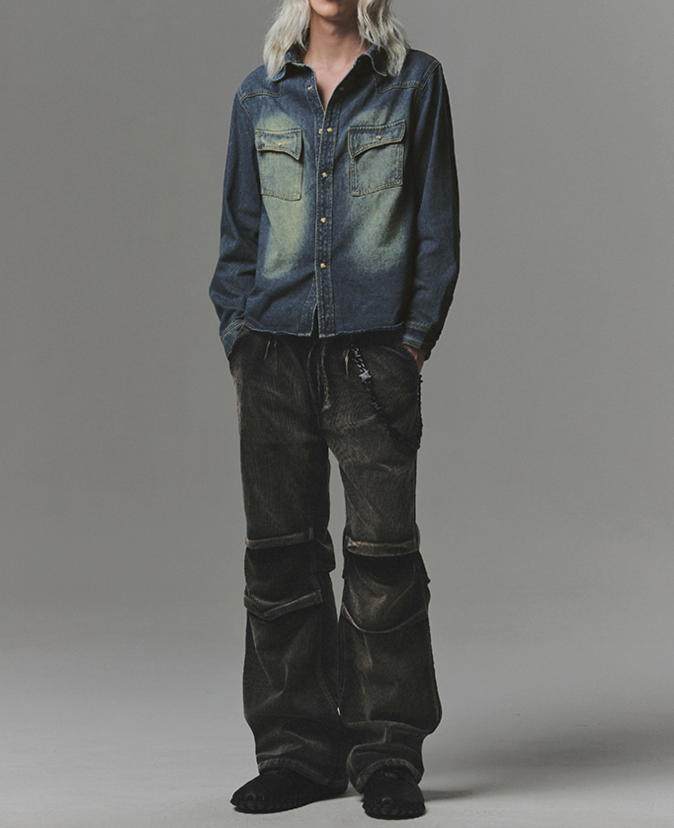 Washed Parachute Corduroy Pants BLACK