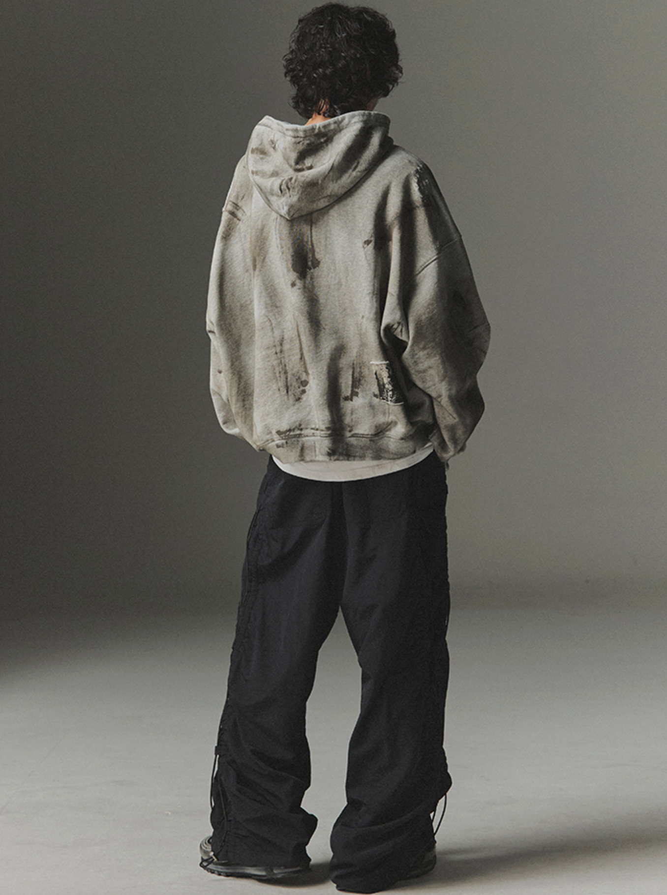 Damage Washed Patch Pullover Hood GREY