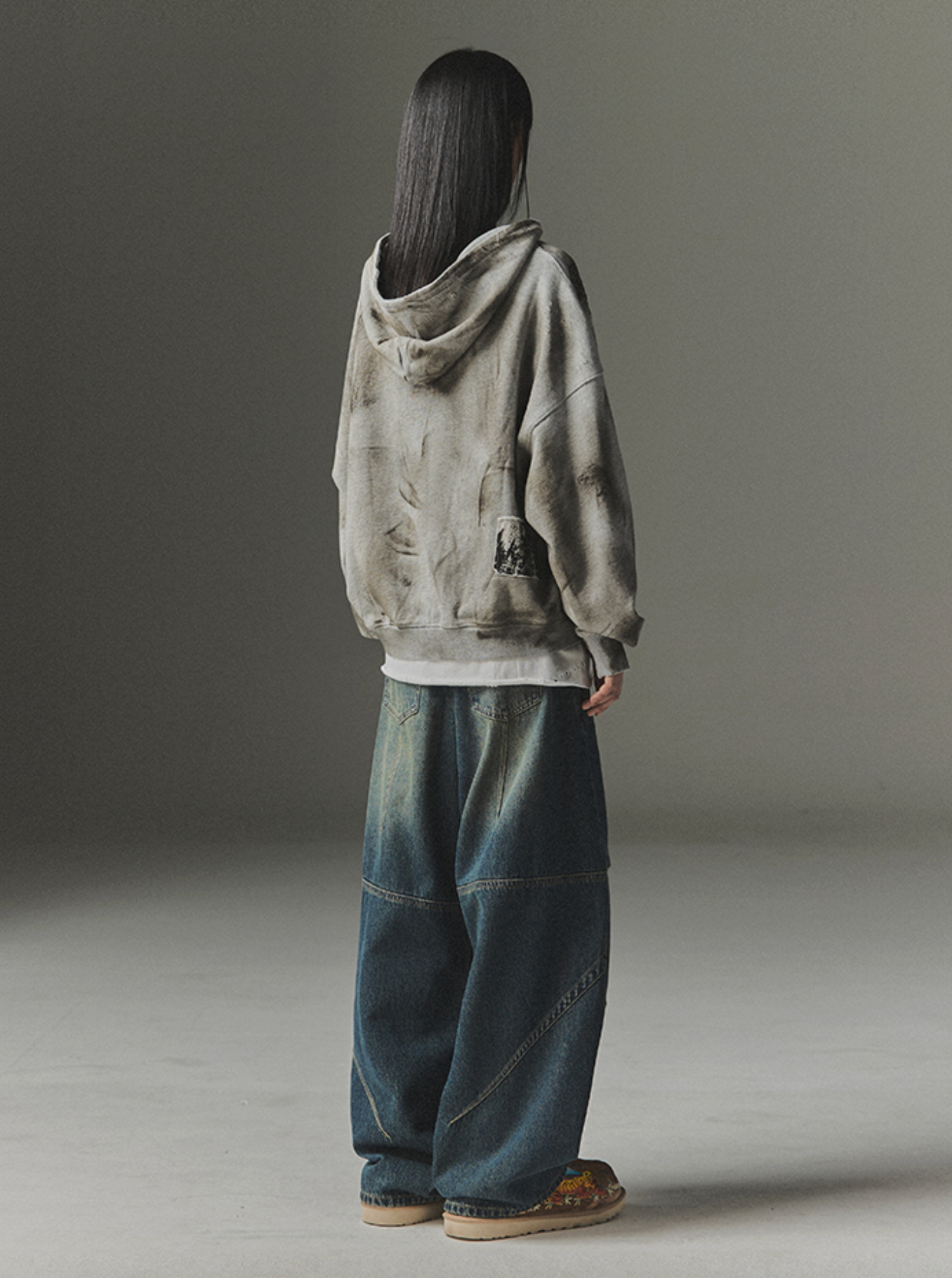 Damage Washed Patch Pullover Hood GREY