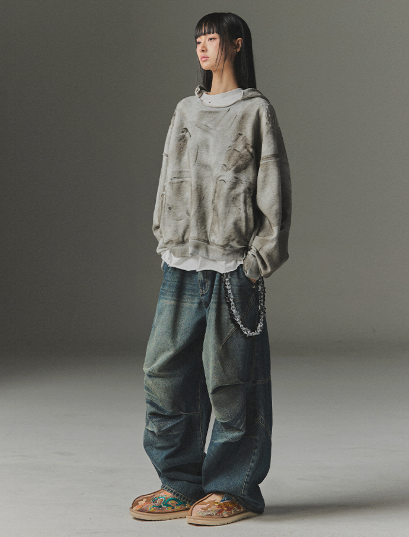 Multi Panel Dart Curved Denim Pants DEEP BLUE