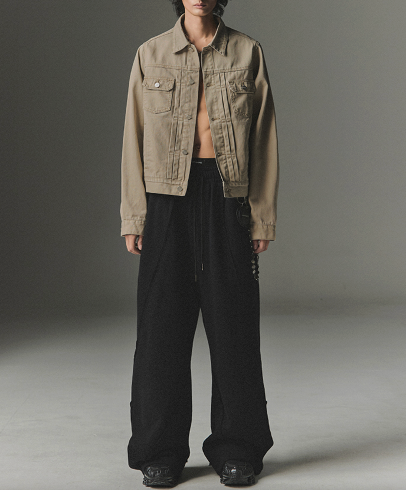 Cut Off Incision Sweat Pants BLACK