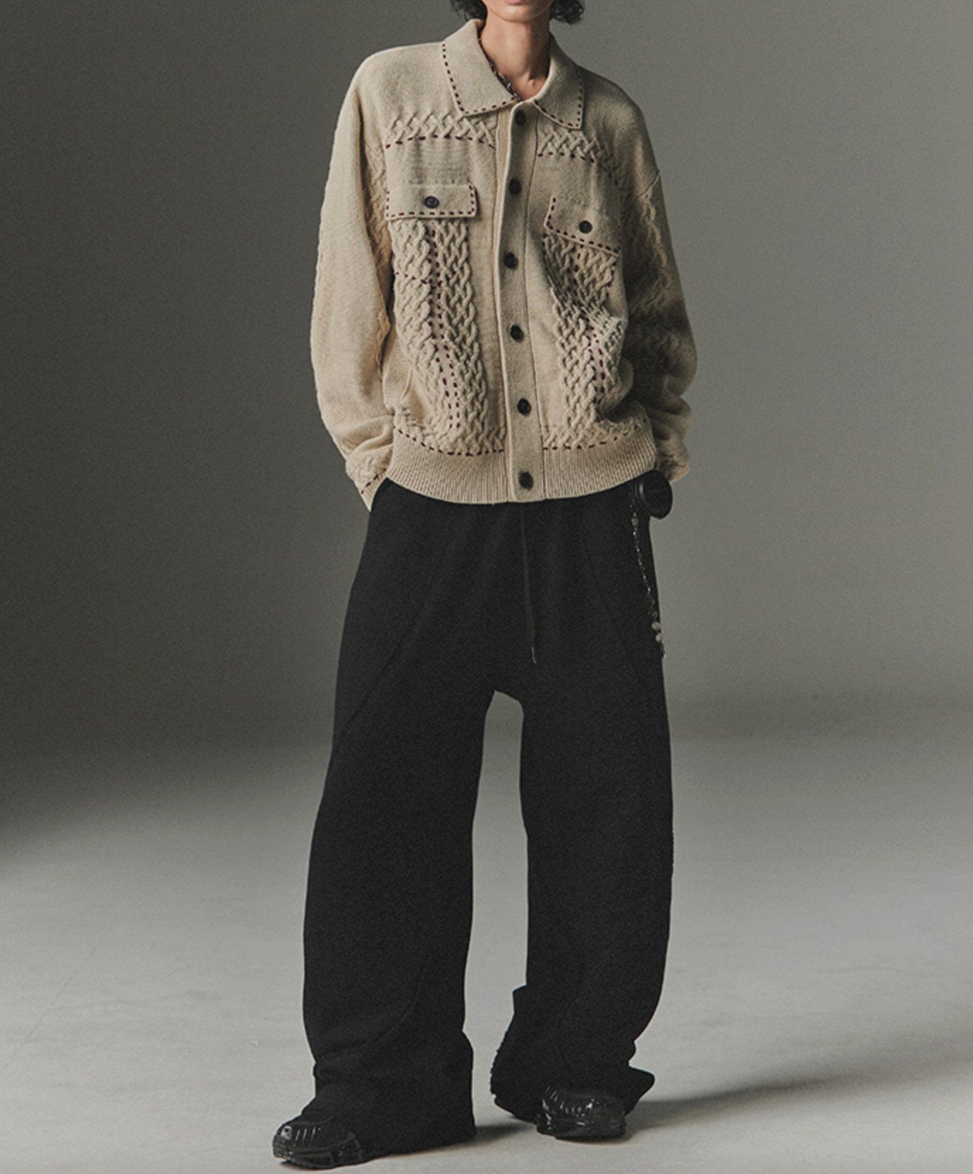 Cut Off Incision Sweat Pants BLACK