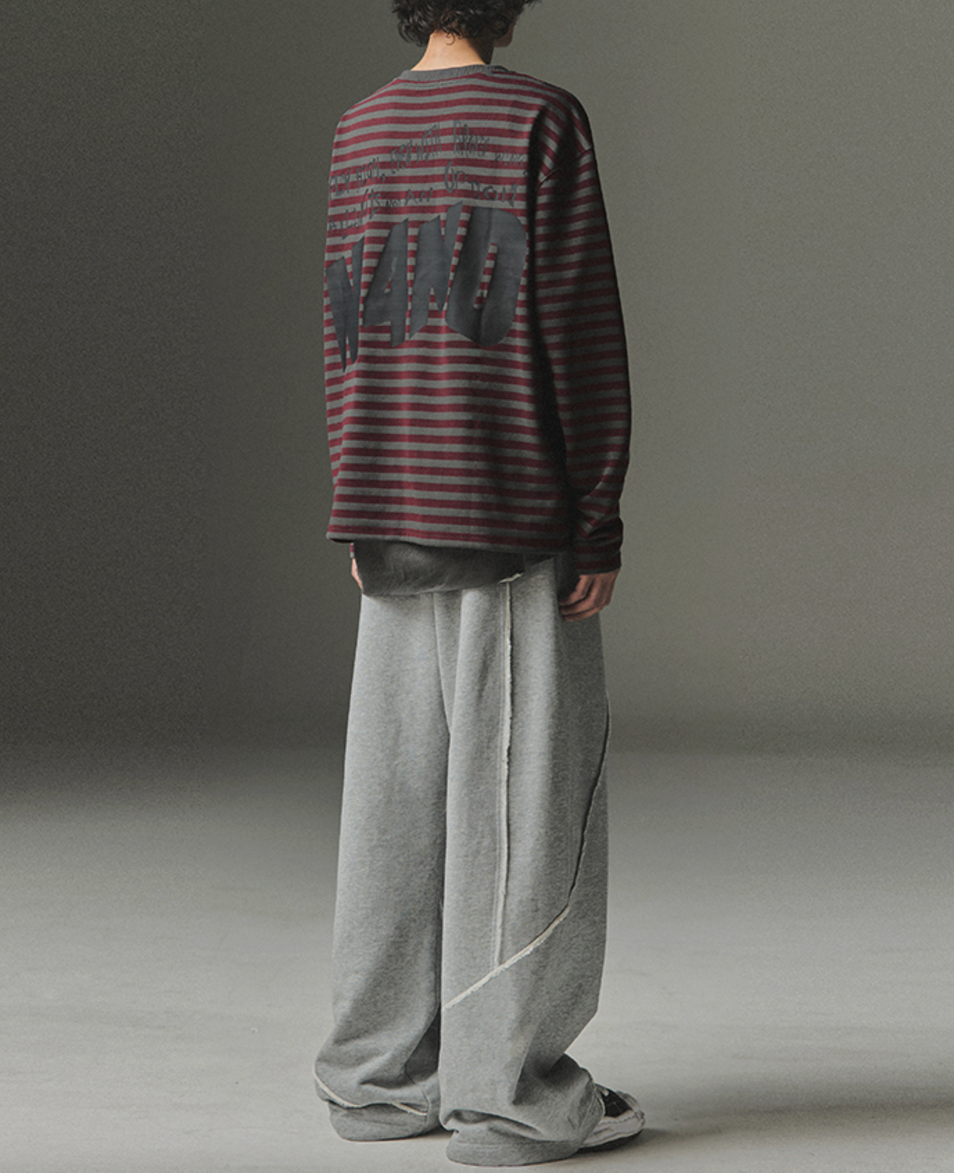Cut Off Incision Sweat Pants GREY