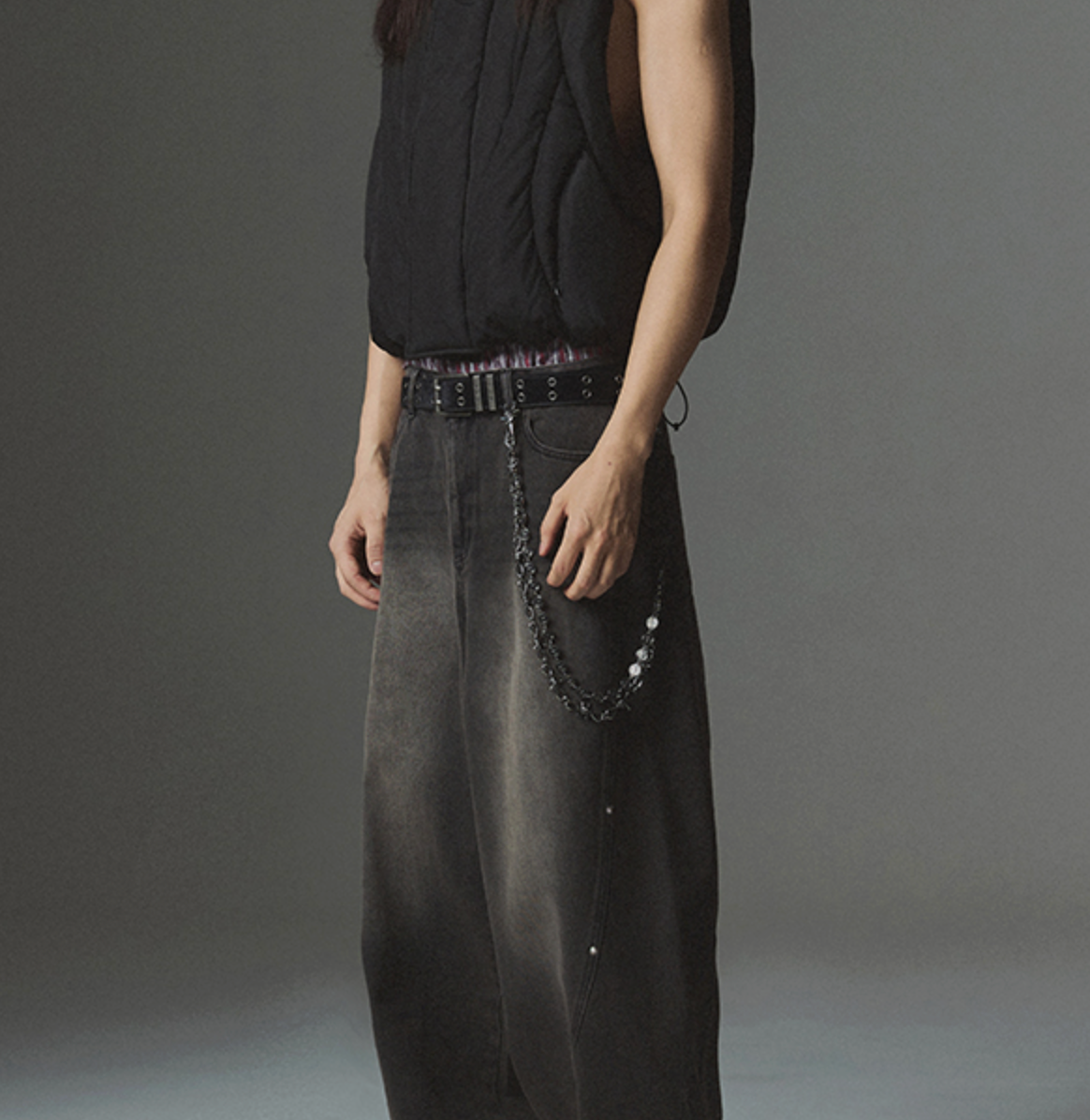 Roller Eyelet Cowhide Leather Belt BLACK