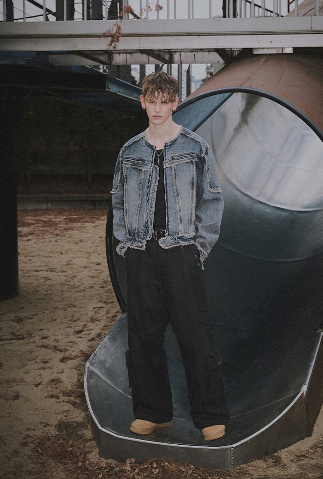 Cut Off Non-Collar Denim Jacket DEEP BLUE
