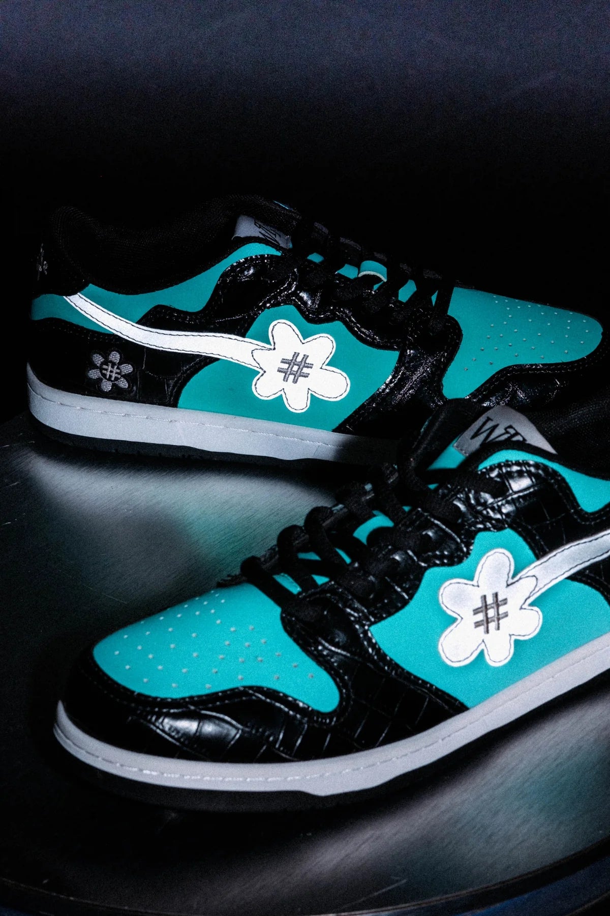 "Diamond" Dream Kicks BLACK TIFFANY BLUE